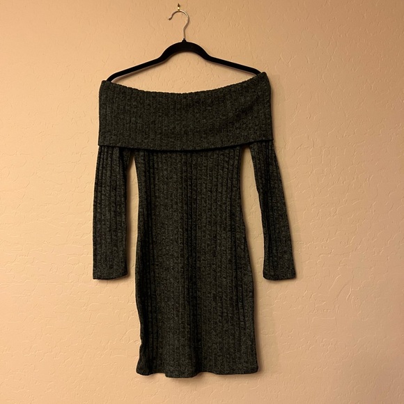 Rue 21 Green Ribbed Knit Soft & Stretchy Sweater Dress - Picture 4 of 10